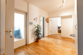 Essdiele - Helle Familien-Wohnung (oder WG) mit zwei Loggien