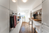 Küche - Helle Familien-Wohnung (oder WG) mit zwei Loggien