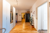 Essdiele - Helle Familien-Wohnung (oder WG) mit zwei Loggien