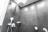 XXL-Dusche