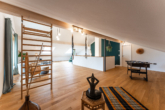 Dachstudio - Neuwertiges Familienhaus mit Pool in Söcking (Energie A+)