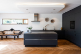 Kochen - Neuwertiges Familienhaus mit Pool in Söcking (Energie A+)