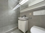 Bad - Saniertes Apartment mit Balkon in ruhiger Innenhoflage Nähe Englischem Garten