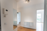 Flur - Moderne Wohnung mit Balkon in ruhiger Wohnlage Nähe Petuelpark