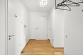 Flur - Neubau-Ambiente – Schöner Wohnen mit exklusiver Ausstattung