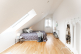 Schlafzimmer - Neuwertiges Maisonette-Juwel an der Würm