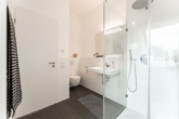 Bad mit Wanne - Neuwertiges Maisonette-Juwel an der Würm