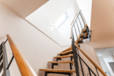Treppe - Neuwertiges Maisonette-Juwel an der Würm