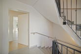 Treppenhaus - Hochwertig ausgestattete Gartenwohnung in ruhiger Lage