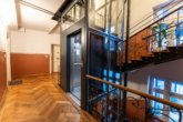 Treppenhaus - *VERKAUFT* Außergewöhnliche Dachgeschoss-Wohnung mit Turmzimmer