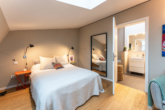 Schlafen - *VERKAUFT* Außergewöhnliche Dachgeschoss-Wohnung mit Turmzimmer