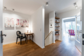 Diele - Traumhafte Maisonette-Gartenwohnung mit Saunahaus
