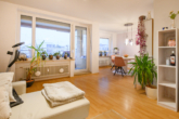Wohnen - *RESERVIERT* Gemütliche Wohnung im 5.OG