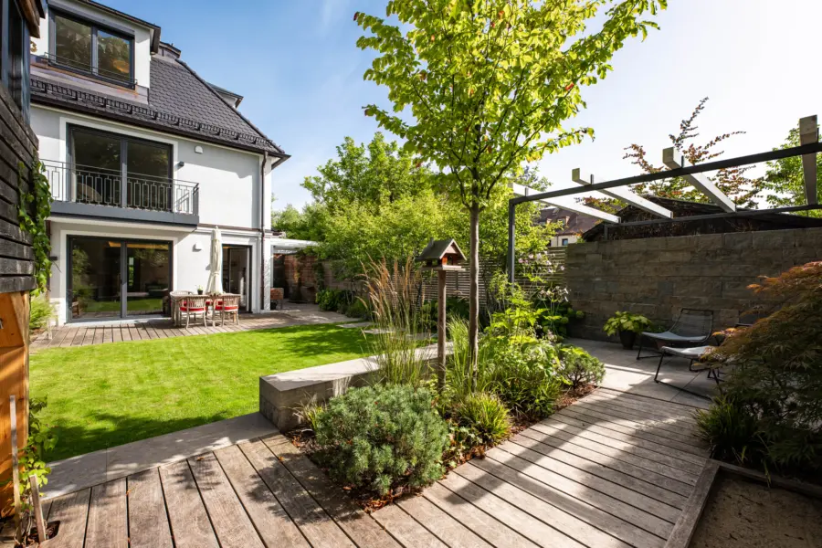 Ästhetik bis ins Detail – hochwertige Doppelhaushälfte mit Südgarten (Energie A+), 81925 München / Oberföhring, Doppelhaushälfte