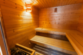 Sauna UG - Freistehendes Einfamilienhaus mit Garten und Entwicklungspotenzial