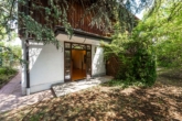 Garten - Freistehendes Einfamilienhaus mit Garten und Entwicklungspotenzial