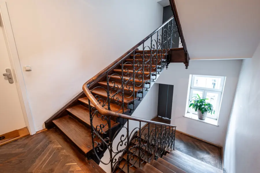 Altbau-Liebe im Herzen des Französischen Viertels, 81667 München / Haidhausen, Etagenwohnung