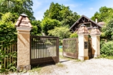 Einfahrt - *Verkauft* Repräsentative Altbau-Villa auf Parkgrundstück