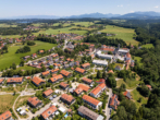 Luftbild - Herzstück in Weyarn – Ruhe & Raum fürs Familienleben