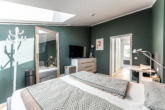 Schlafen - Neuwertige DG-Wohnung mit Terrasse und offenem Grundriss