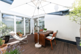 Terrasse - Neuwertige DG-Wohnung mit Terrasse und offenem Grundriss